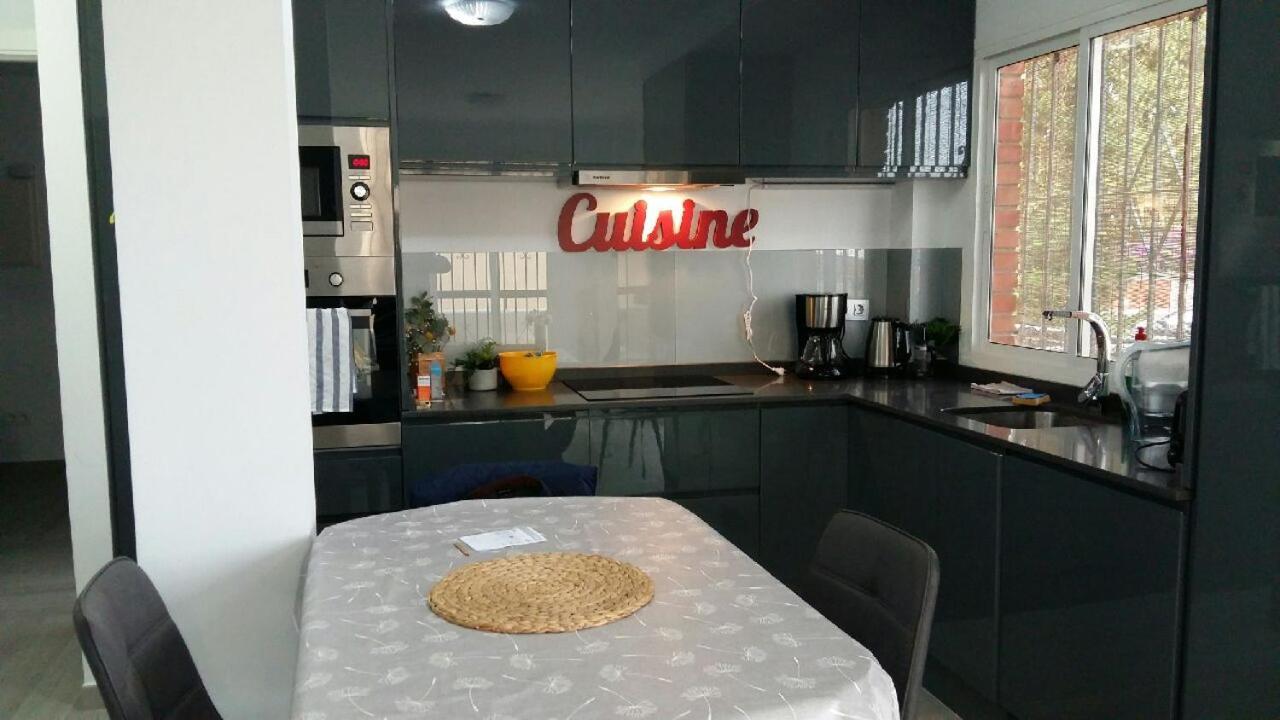 Appartement Moderne Pour 6 Adultes Benalmádena Exterior foto