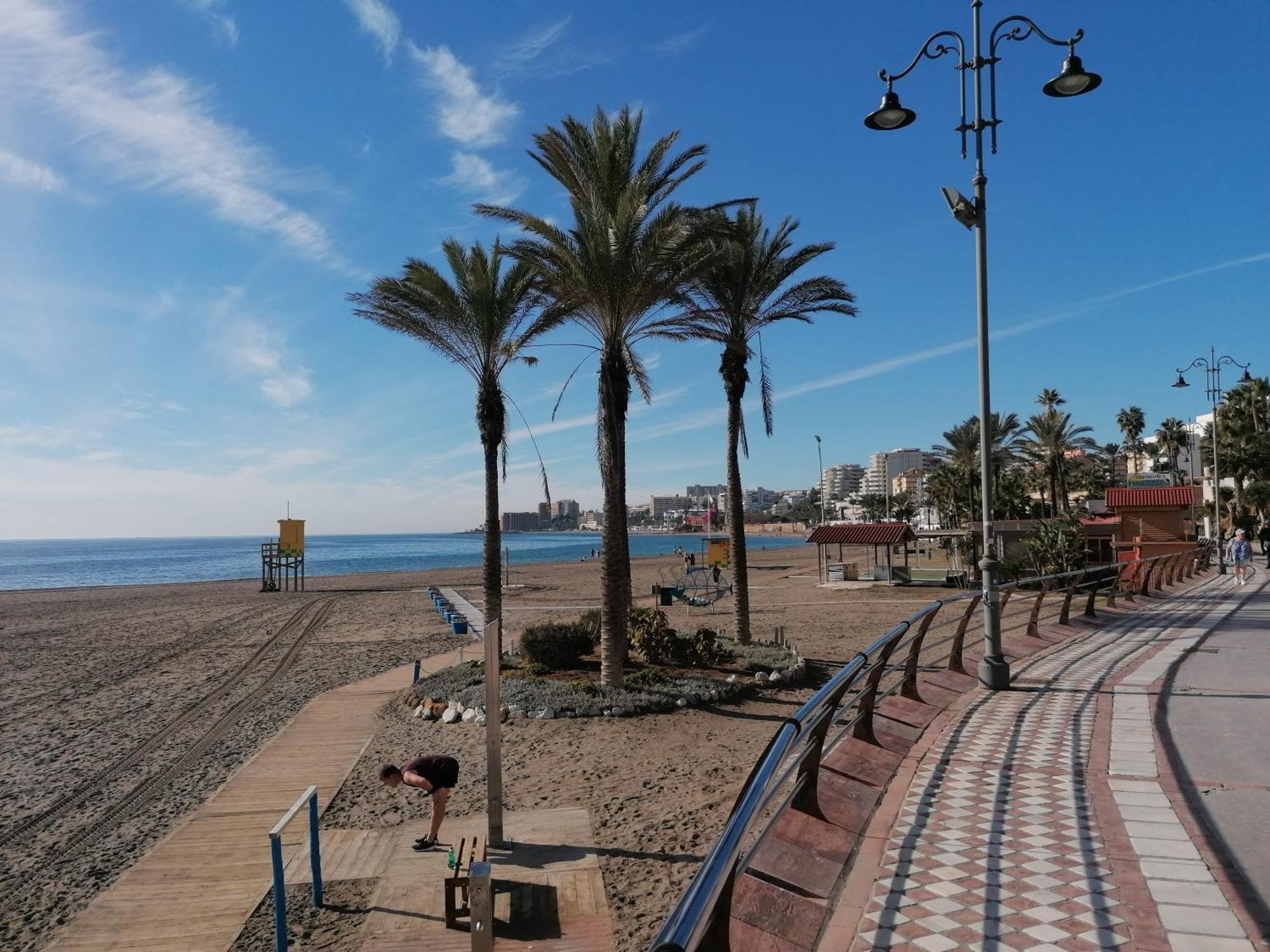 Appartement Moderne Pour 6 Adultes Benalmádena Exterior foto